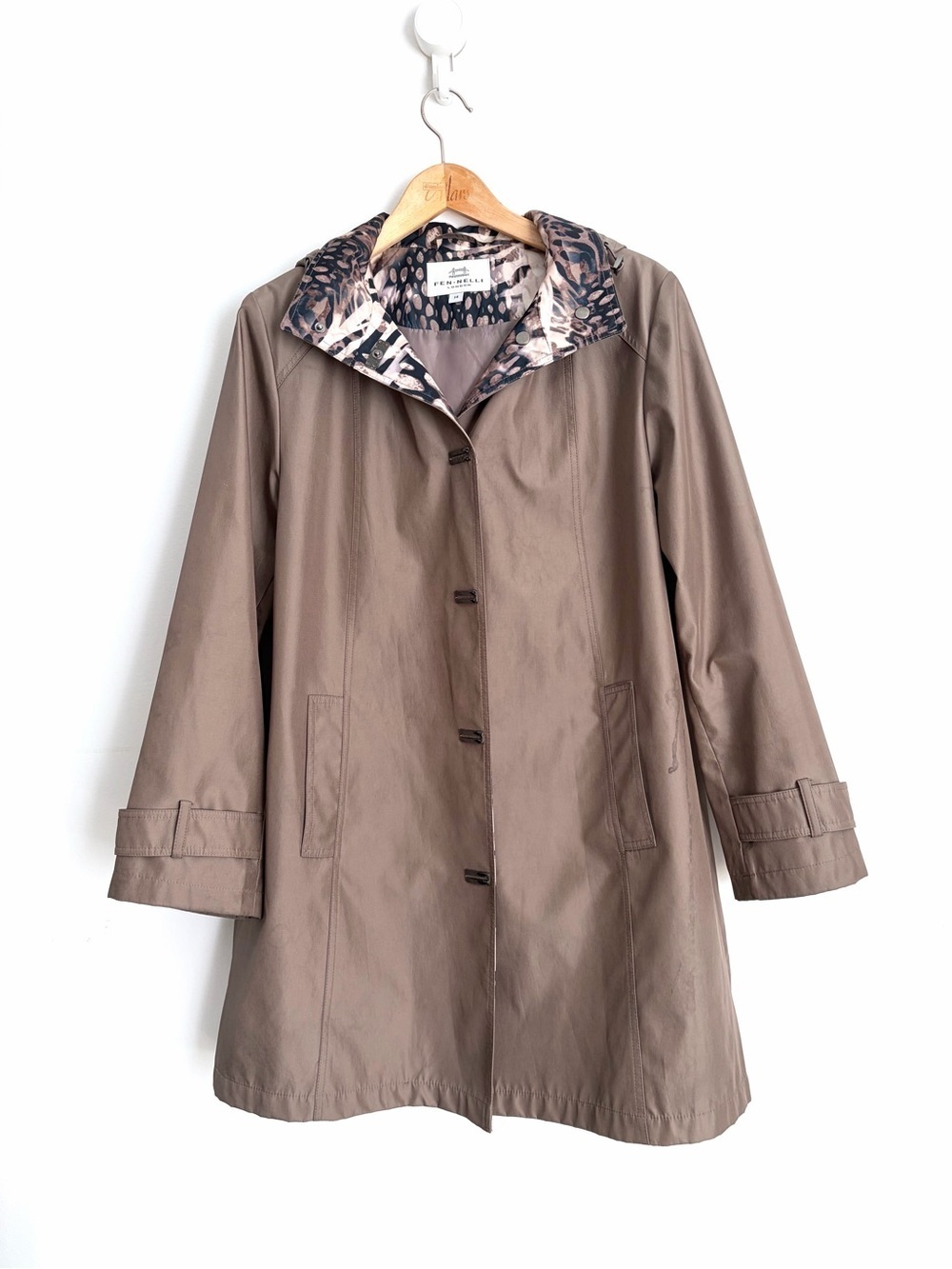 Fen-nelli London - Leopard Print Hooded Raincoat - Size 14